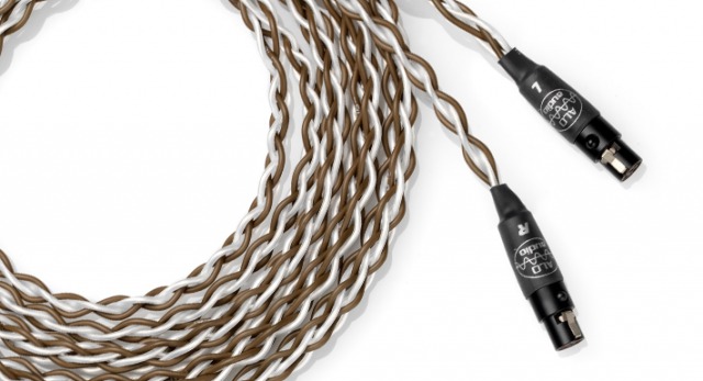 ALO Audio Reference 8 HD800用ヘッドホンケーブル ALO Audio Reference 8 HD800用ヘッドホンケーブル Reference 8